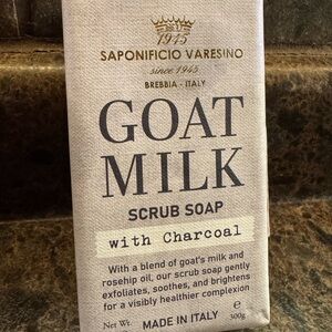 Goat Milk Scrub Soap with Charcoal - Cream